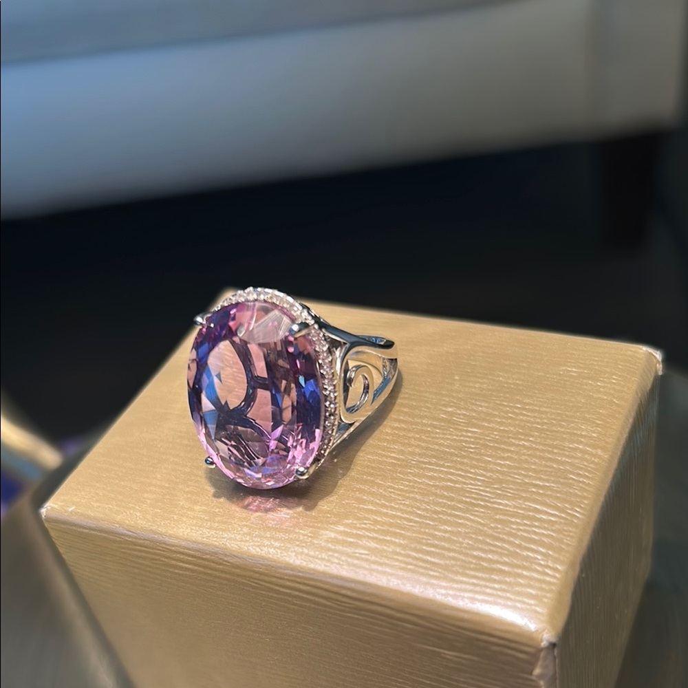 Pink Oval Gemstone Ring - Elegant Women's Statement Ring